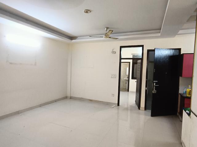 3 Bedroom 1525 Sq.Ft. Builder Floor in Shivalik Colony Delhi Listing ID: #9872