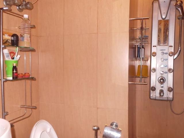 3 Bedroom 160 Sq.Yd. Builder Floor in Chittaranjan Park Delhi Listing ID: #9254