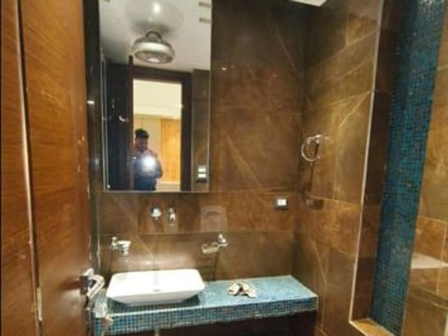 3 Bedroom 175 Sq.Yd. Builder Floor in East Of Kailash Delhi Listing ID: #10094