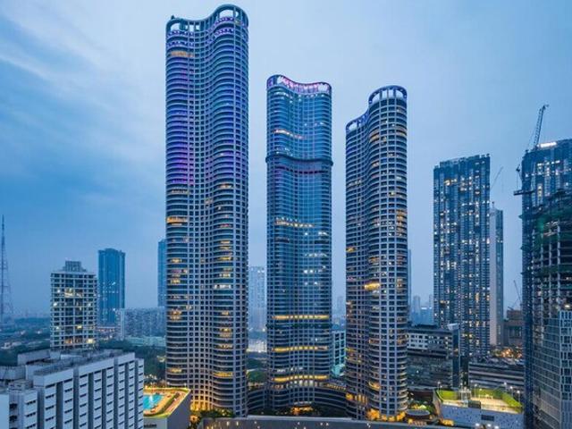 3 Bedroom 1700 Sq.Ft. Apartment in Senapati Bapat Marg Mumbai Listing ID: #9928