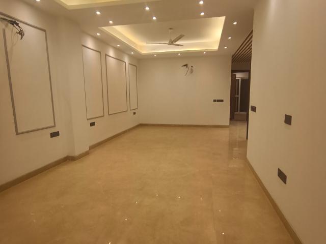 3 Bedroom 1850 Sq.Ft. Builder Floor in Shivalik Colony Delhi Listing ID: #9173