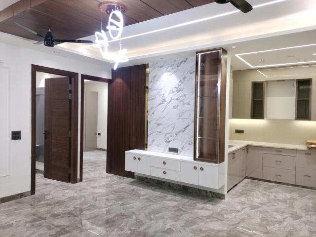 3 Bedroom 1800 Sq.Ft. Apartment in Dwarka Delhi Listing ID: #10355