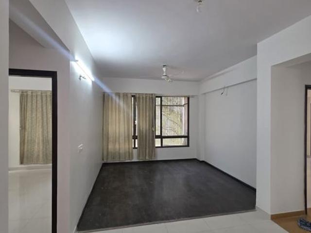 3 Bedroom 1800 Sq.Ft. Apartment in Thaltej Ahmedabad Listing ID: #10238