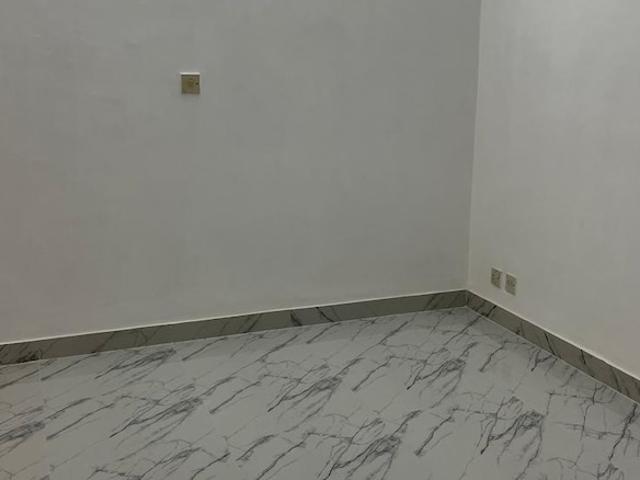 3 Bedroom 1800 Sq.Ft. Apartment in Vasant Kunj Delhi Listing ID: #10392