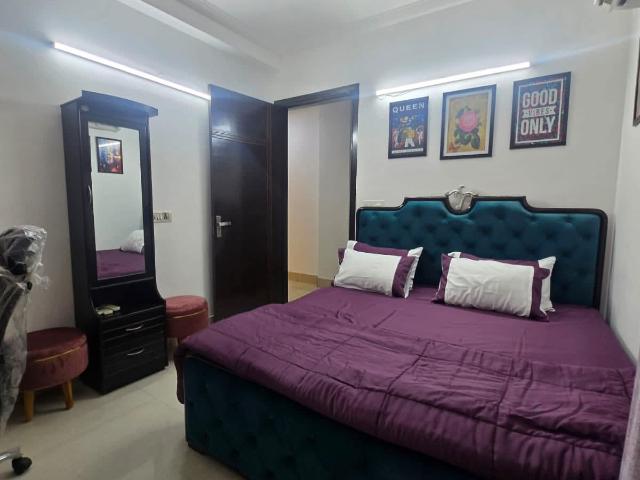 3 Bedroom 1800 Sq.Ft. Builder Floor in Malviya Nagar Delhi Listing ID: #9910