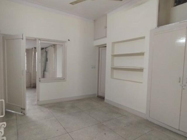 3 Bedroom 1800 Sq.Ft. Builder Floor in Green Park Delhi Listing ID: #10137