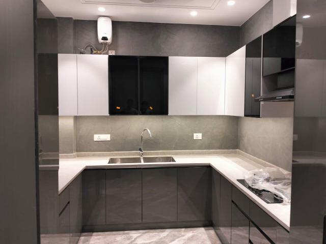 3 Bedroom 1800 Sq.Ft. Builder Floor in Kalkaji Delhi Listing ID: #9264