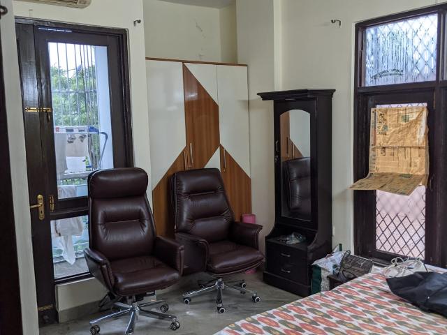 3 Bedroom 1800 Sq.Ft. Builder Floor in Lajpat Nagar ii Delhi Listing ID: #9027