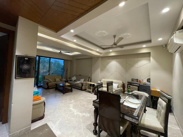 3 Bedroom 1800 Sq.Ft. Builder Floor in Safdarjung Enclave Delhi Listing ID: #9887