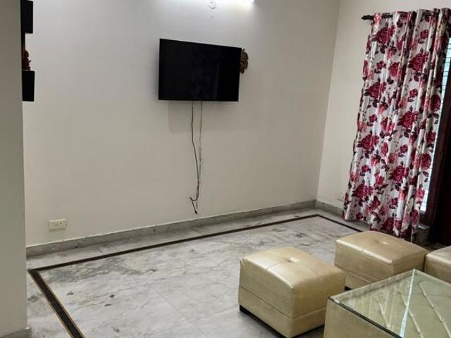 3 Bedroom 1800 Sq.Ft. Builder Floor in Shipra Suncity Ghaziabad Listing ID: #10075