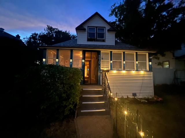 3 Bedroom 1.5 bath House For Rent