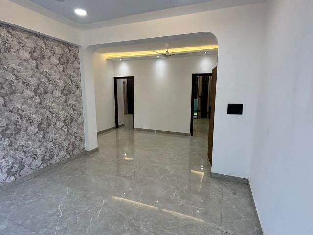 3 Bedroom 204 Sq.Yd. Builder Floor in Sector 45 Gurgaon Listing ID: #9224