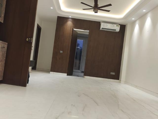 3 Bedroom 205 Sq.Yd. Builder Floor in Jangpura Delhi Listing ID: #9477