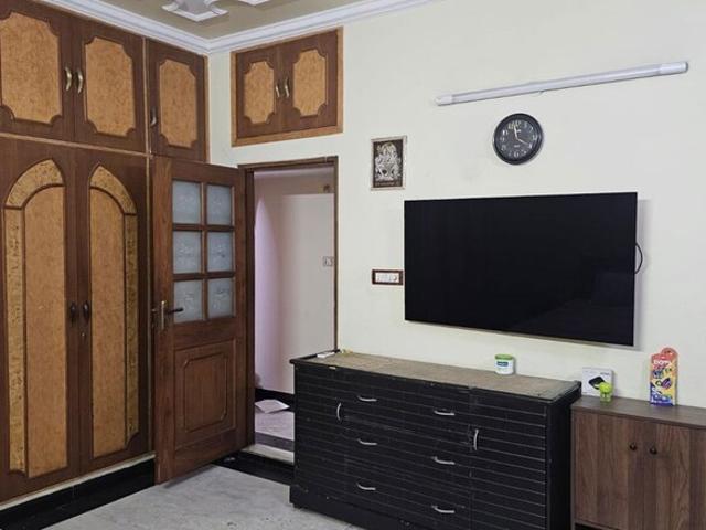 3 Bedroom 206 Sq.Yd. Builder Floor in Greater Kailash I Delhi Listing ID: #10000