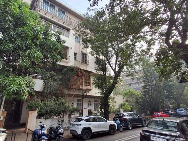 3 Bedroom 2000 Sq.Ft. Builder Floor in Colaba Mumbai Listing ID: #10014