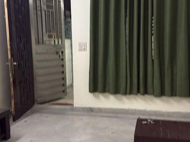 3 Bedroom 2000 Sq.Ft. Builder Floor in Safdarjung Enclave Delhi Listing ID: #10062