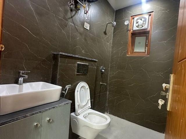3 Bedroom 200 Sq.Ft. Builder Floor in Saket Delhi Listing ID: #10103