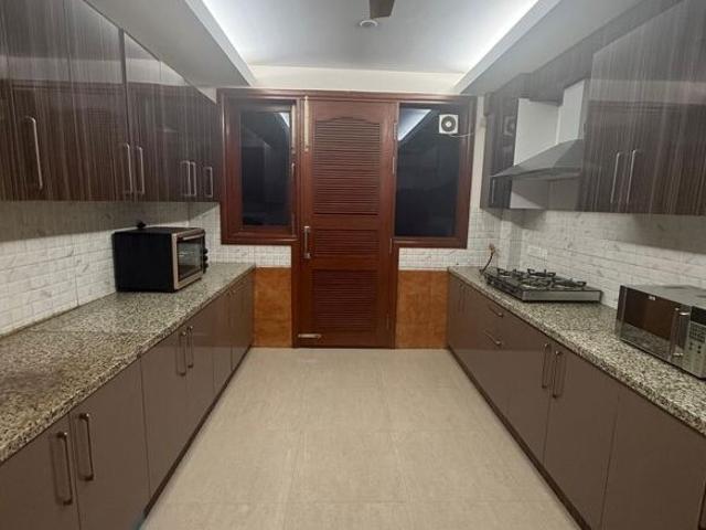 3 Bedroom 200 Sq.Yd. Builder Floor in East Of Kailash Delhi Listing ID: #10276