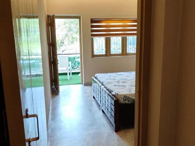 3 Bedroom 200 Sq.Yd. Builder Floor in Safdarjung Enclave Delhi Listing ID: #10288