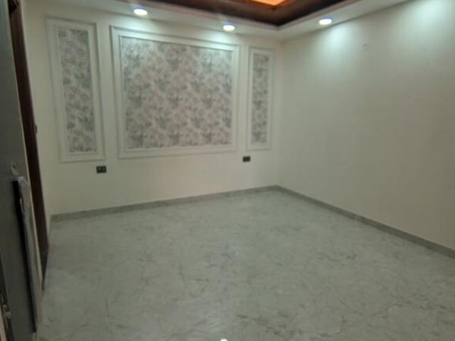 3 Bedroom 200 Sq.Yd. Builder Floor in Sector 43 Faridabad Listing ID: #10233