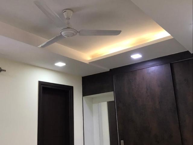 3 Bedroom 200 Sq.Yd. Builder Floor in Shivalik Colony Delhi Listing ID: #9494