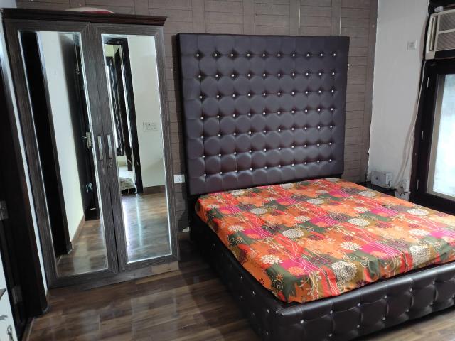 3 Bedroom 2153 Sq.Ft. Builder Floor in Sector 23 Gurgaon Listing ID: #9806