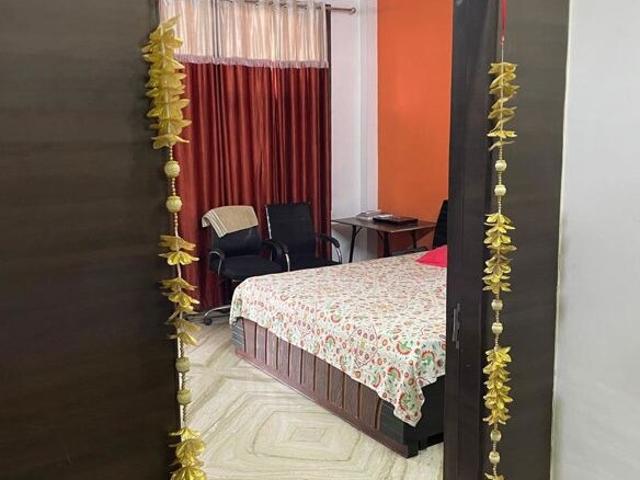 3 Bedroom 216 Sq.Yd. Builder Floor in Nehru Nagar ii Ghaziabad Listing ID: #9939