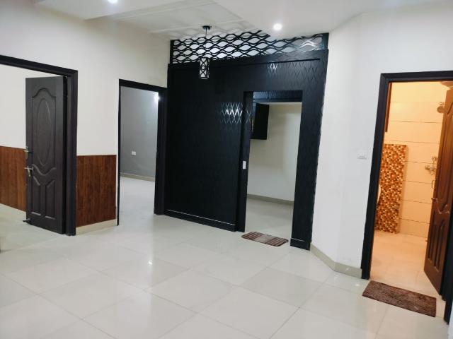 3 Bedroom 237 Sq.Yd. Builder Floor in Ambala Highway Zirakpur Listing ID: #10091