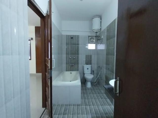 3 Bedroom 2325 Sq.Ft. Builder Floor in Vasant Vihar Delhi Listing ID: #10215