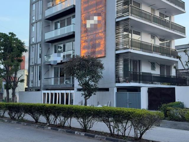 3 Bedroom 240 Sq.Yd. Apartment in Panchkula Urban Estate Panchkula Listing ID: #10322