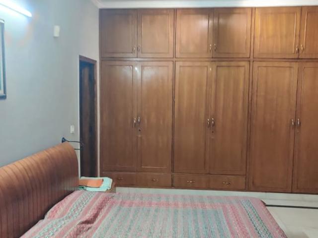 3 Bedroom 2500 Sq.Ft. Independent House in Sector 35 Noida Listing ID: #10293