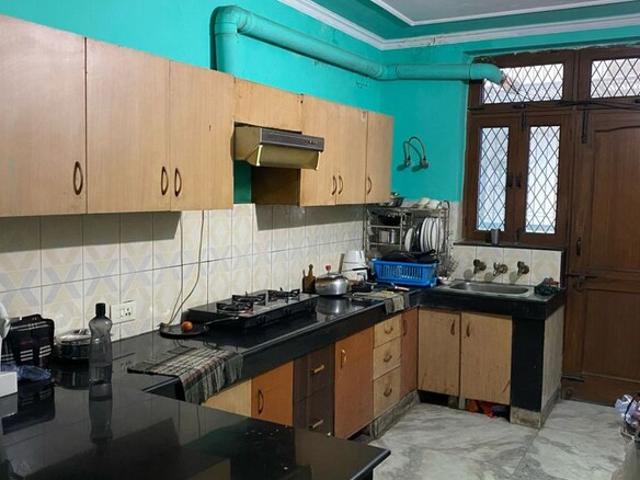 3 Bedroom 250 Sq.Yd. Builder Floor in Anand Niketan Delhi Listing ID: #10327