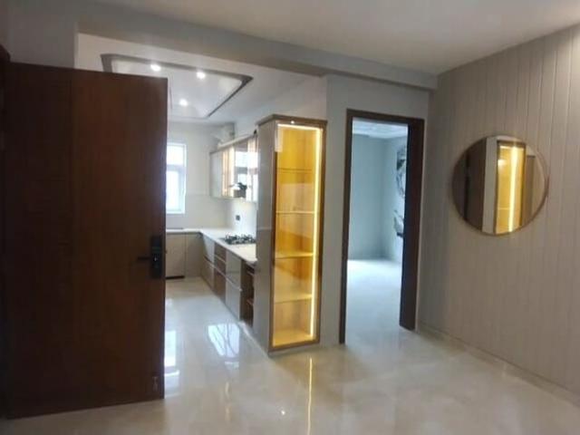 3 Bedroom 263 Sq.Yd. Builder Floor in Sector 9 Gurgaon Listing ID: #9954