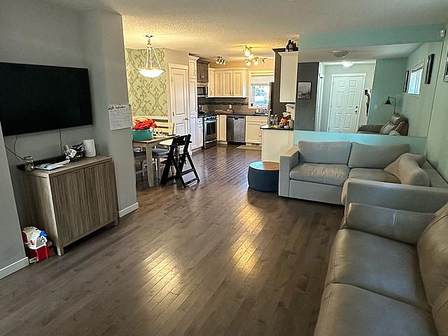3 Bedroom 2.5 Bath Home For Rent
