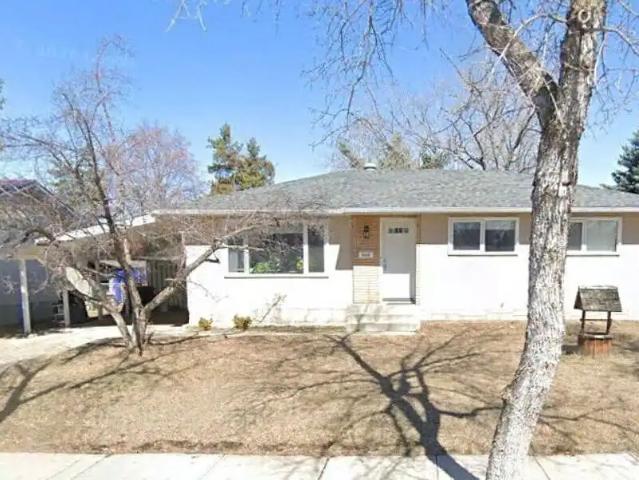 3 Bedroom, 2 Bath, Single Family, with Car Port and Large Fully Fenced Yard