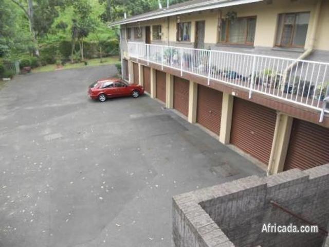 3 Bedroom 2 Bathroom Apartment at Lytton, Pinetown