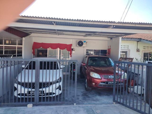 3 Bedroom 2 Bathroom Freehold House