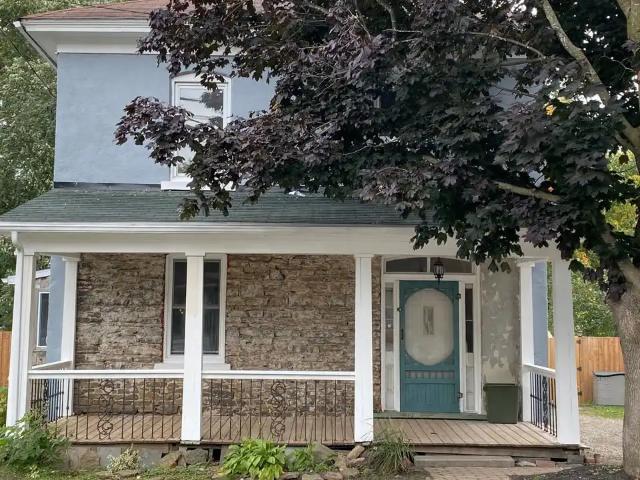 3 Bedroom 2 Bathroom House for rent Prescott on a double city lot