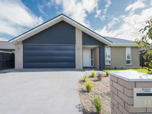 3 Bedroom, 2 bathroom – Modern Family Home