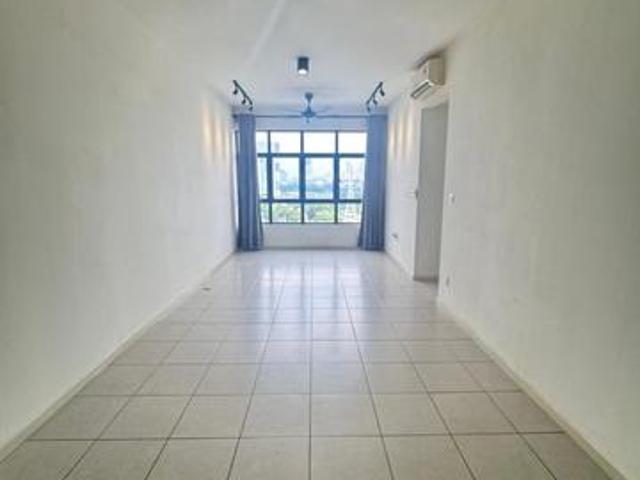 3 Bedroom 2 Bathroom Partly Furniture Ready Move In