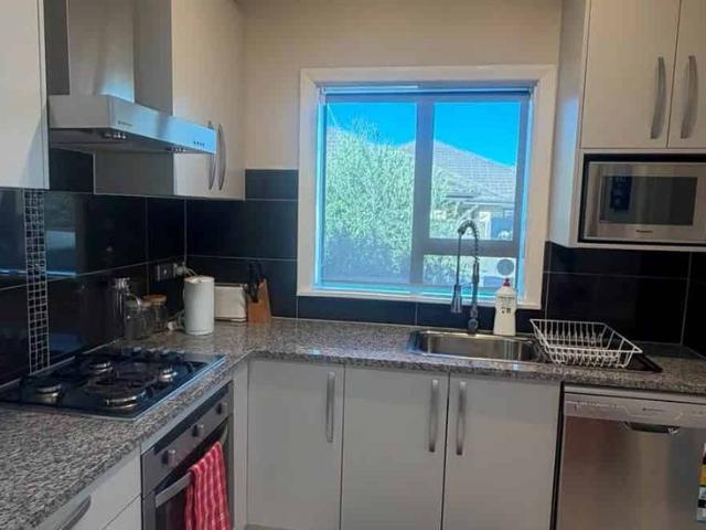 3 bedroom, 2 bathroom stand alone home in the.