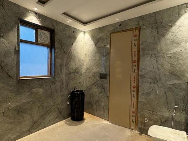 3 Bedroom 300 Sq.Mt. Builder Floor in Sector 43 Noida Listing ID: #10360
