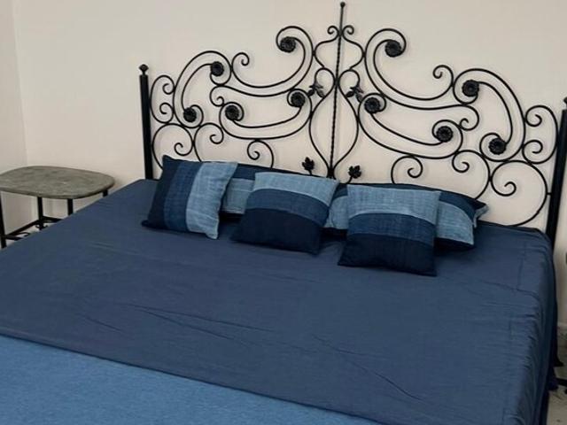 3 Bedroom 300 Sq.Yd. Builder Floor in Dlf Phase ii Gurgaon Listing ID: #10003
