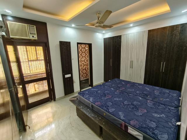 3 Bedroom 300 Sq.Yd. Builder Floor in East Of Kailash Delhi Listing ID: #9507