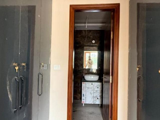 3 Bedroom 350 Sq.Yd. Builder Floor in Sector 21d Faridabad Listing ID: #10238