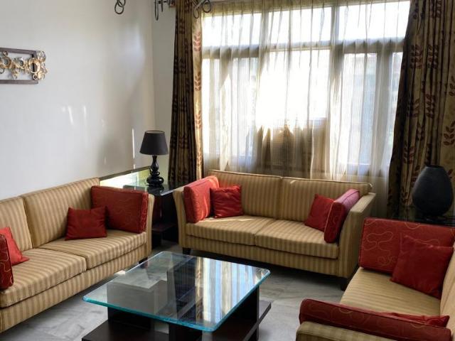 3 Bedroom 400 Sq.Yd. Builder Floor in Anand Niketan Delhi Listing ID: #9469