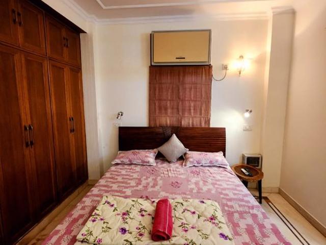 3 Bedroom 400 Sq.Yd. Builder Floor in Anand Niketan Delhi Listing ID: #9988
