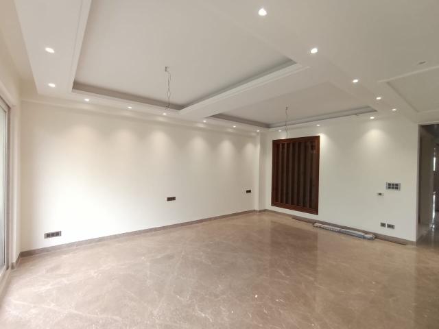 3 Bedroom 400 Sq.Yd. Builder Floor in Defence Colony Delhi Listing ID: #9527
