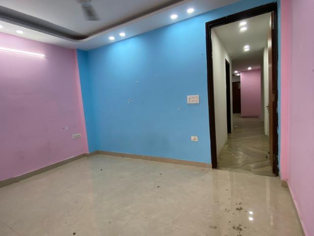 3 Bedroom 700 Sq.Ft. Apartment in Sultanpur Delhi Listing ID: #9887