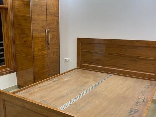 3 Bedroom 90 Sq.Yd. Builder Floor in Chattarpur Delhi Listing ID: #9929